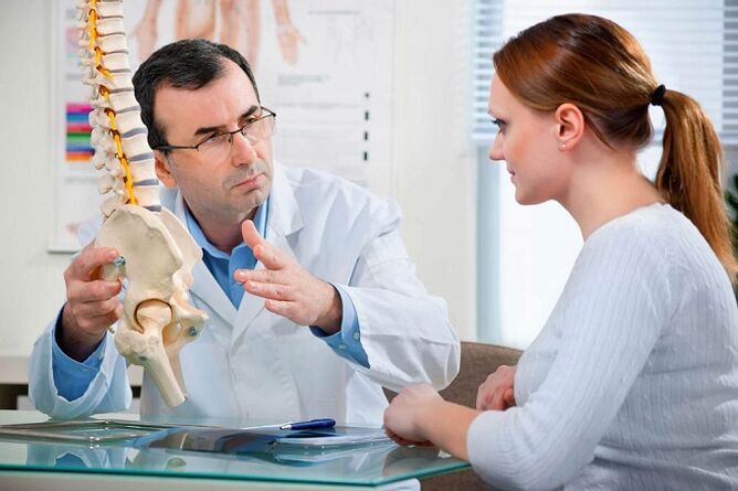 Appeal to a specialist to treat lumbar osteochondrosis