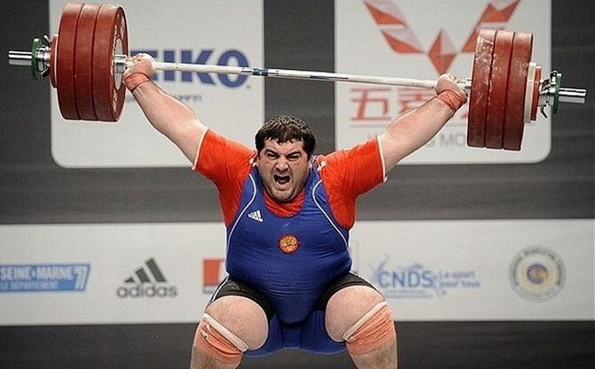 Weight lifting as a provocative factor in the formation of lumbar osteochondrosis